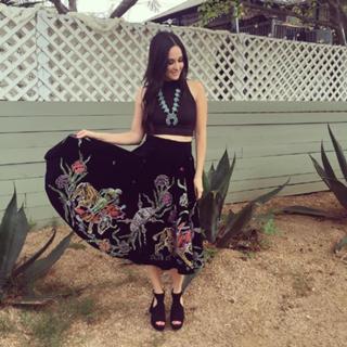 Kacey Musgraves feet photo thumbnail