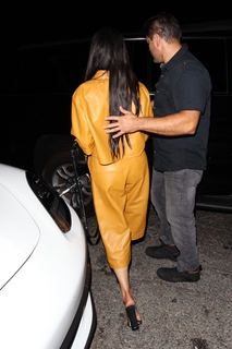Kacey Musgraves feet photo thumbnail