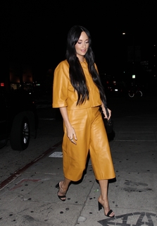 Kacey Musgraves feet photo thumbnail