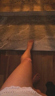 Kacey Musgraves feet photo thumbnail