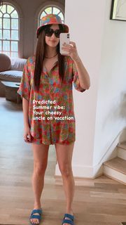 Kacey Musgraves feet photo thumbnail