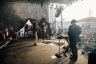 Kacey Musgraves feet photo thumbnail