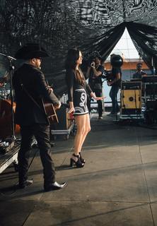 Kacey Musgraves feet photo thumbnail