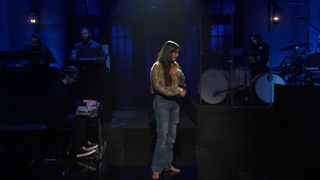 Kacey Musgraves feet photo thumbnail