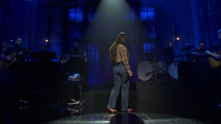 Kacey Musgraves feet photo thumbnail