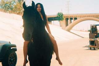 Kacey Musgraves feet photo thumbnail