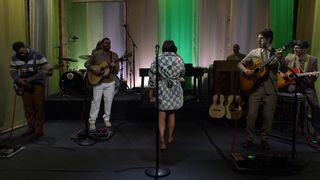 Kacey Musgraves feet photo thumbnail