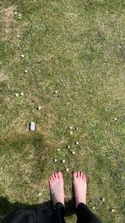 Kacey Musgraves feet photo thumbnail