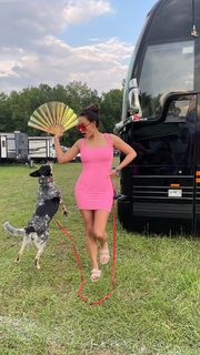 Kacey Musgraves feet photo thumbnail
