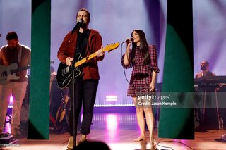 Kacey Musgraves feet photo thumbnail