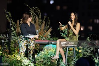 Kacey Musgraves feet photo thumbnail