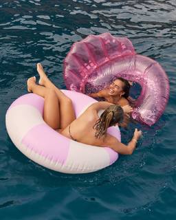 Kaci Jay Conder feet photo thumbnail