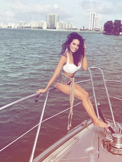Kacie McDonnell feet photo 2