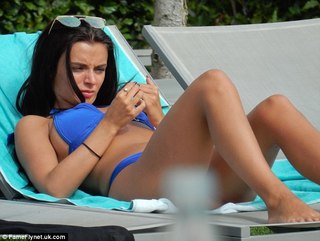 Kady McDermott feet photo thumbnail