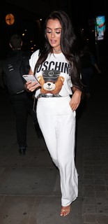 Kady McDermott feet photo thumbnail