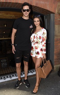 Kady McDermott feet photo thumbnail