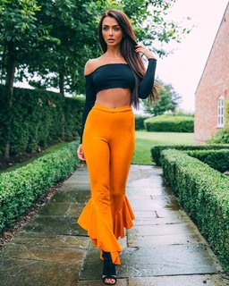 Kady McDermott feet photo thumbnail