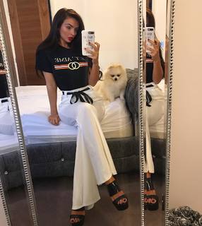 Kady McDermott feet photo thumbnail