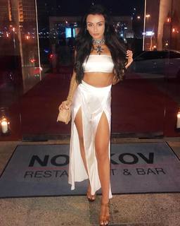 Kady McDermott feet photo thumbnail