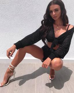 Kady McDermott feet photo thumbnail
