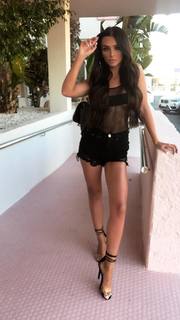 Kady McDermott feet photo thumbnail