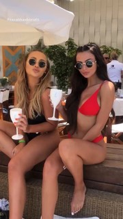 Kady McDermott feet photo thumbnail