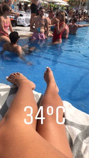 Kady McDermott feet photo thumbnail