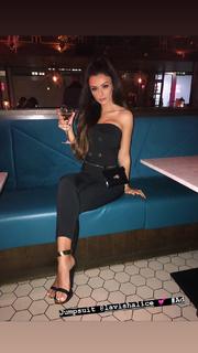 Kady McDermott feet photo thumbnail