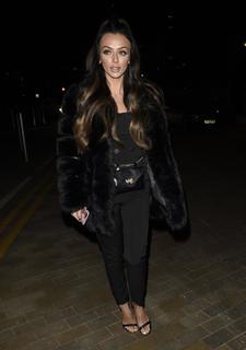 Kady McDermott feet photo thumbnail