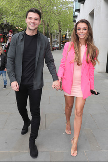 Kady McDermott feet photo thumbnail