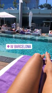 Kady McDermott feet photo thumbnail