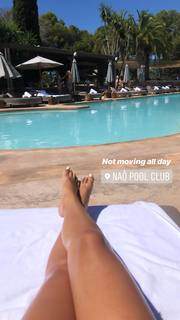 Kady McDermott feet photo thumbnail