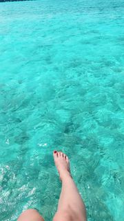 Kady McDermott feet photo thumbnail