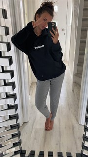 Kady McDermott feet photo thumbnail