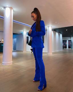 Kady McDermott feet photo thumbnail