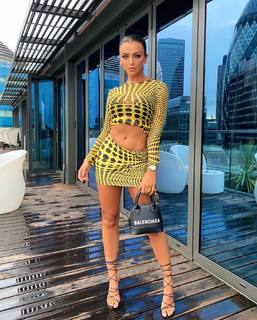 Kady McDermott feet photo thumbnail