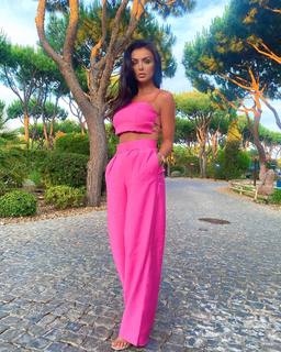 Kady McDermott feet photo thumbnail