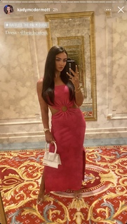 Kady McDermott feet photo thumbnail