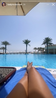 Kady McDermott feet photo thumbnail