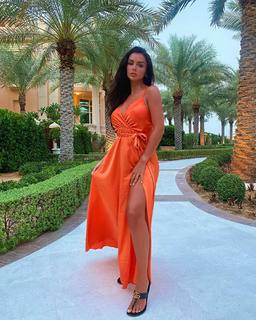 Kady McDermott feet photo thumbnail