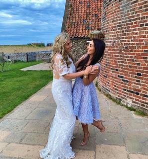 Kady McDermott feet photo thumbnail