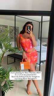 Kady McDermott feet photo thumbnail