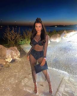 Kady McDermott feet photo thumbnail