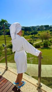 Kady McDermott feet photo thumbnail