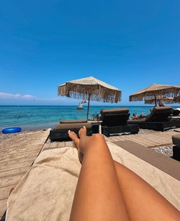 Kady McDermott feet photo thumbnail