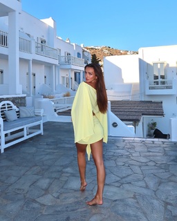 Kady McDermott feet photo thumbnail