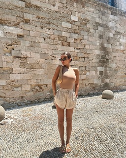 Kady McDermott feet photo thumbnail