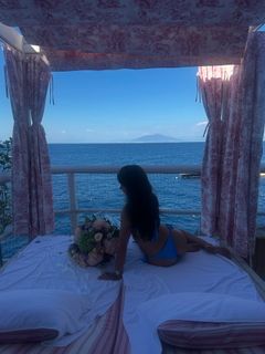 Kady McDermott feet photo thumbnail