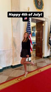 Kai Trump feet photo thumbnail