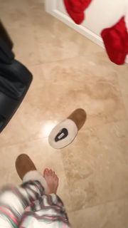 Kai Trump feet photo 4